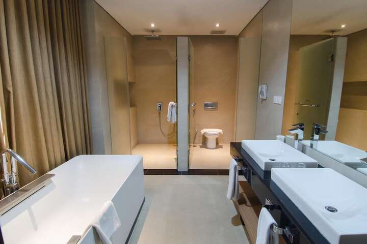 Room 20 of 44