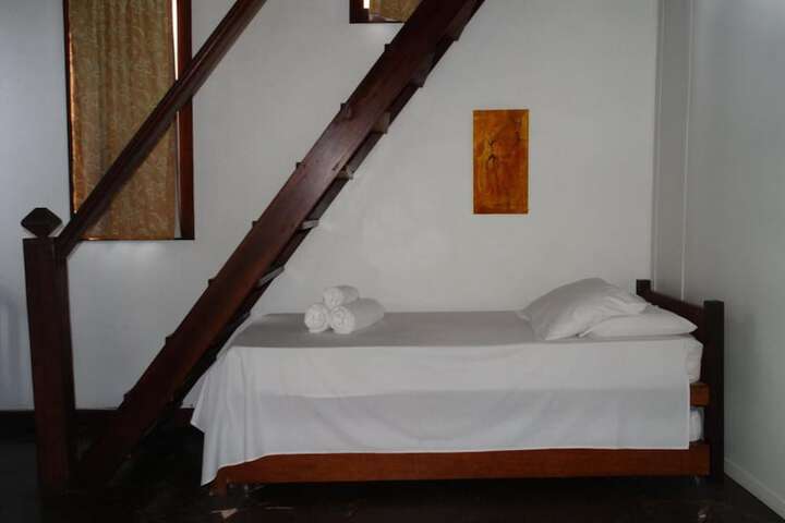 Room 35 of 76