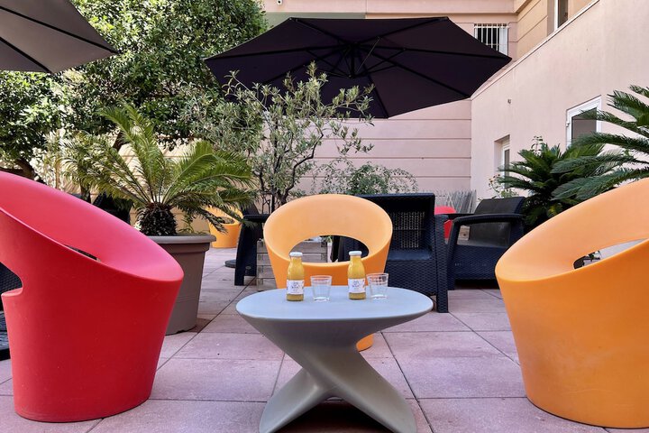 Terrace/Patio 65 of 77