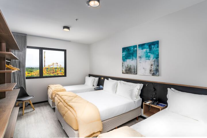 Room 8 of 21
