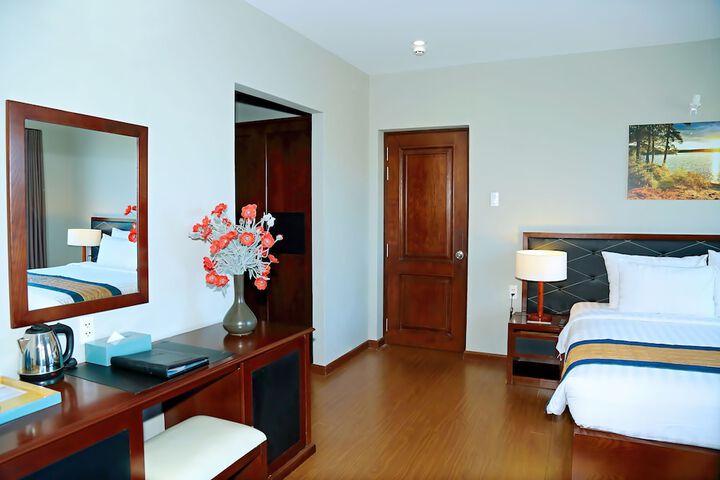 Room 22 of 99