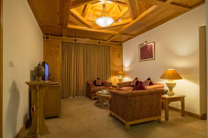 Room 3 of 49