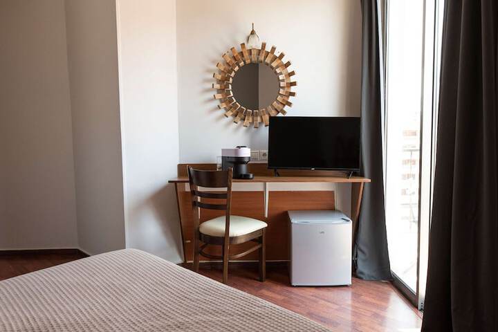 Room 13 of 74