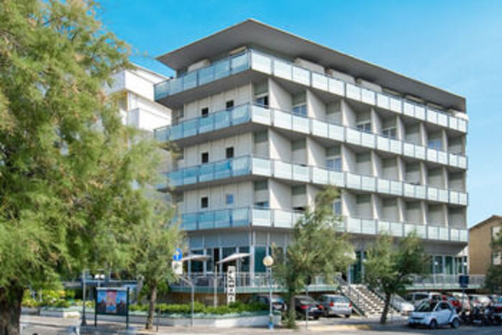 Hotel 9 of 33