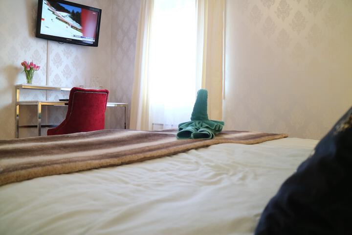Room 26 of 334