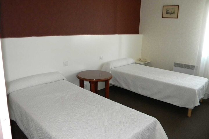 Room 4 of 39