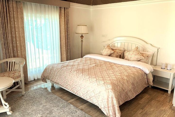 Room 5 of 36