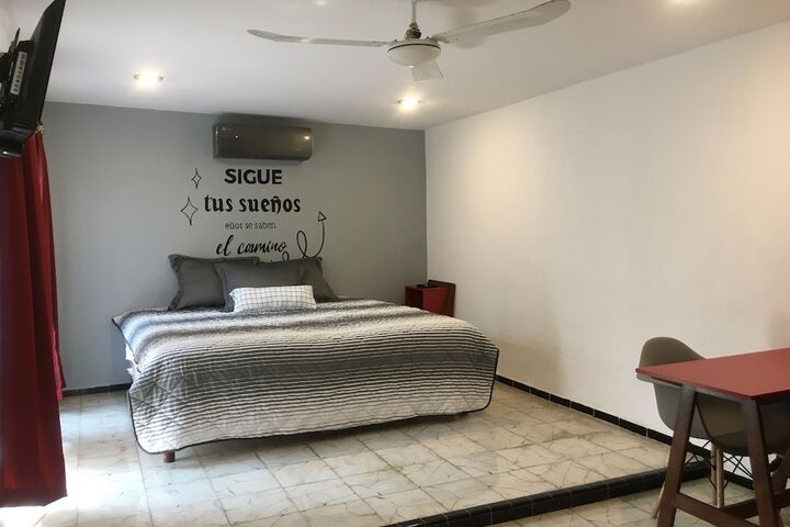 Room 3 of 34