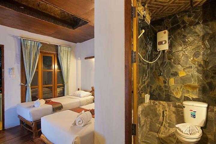 Room 11 of 52