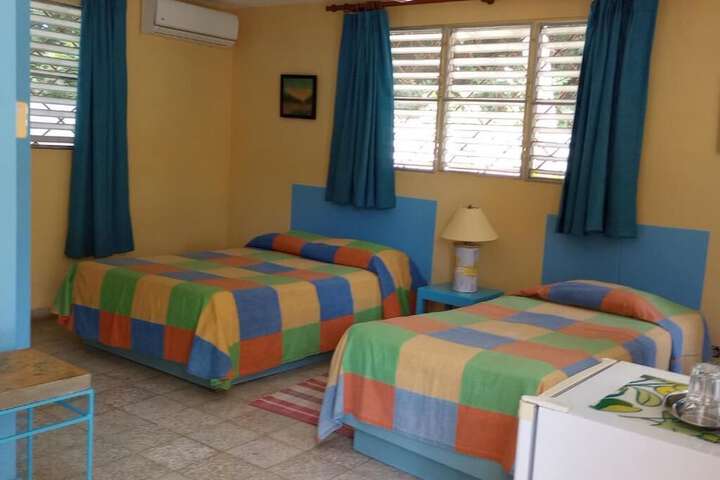 Room 5 of 27