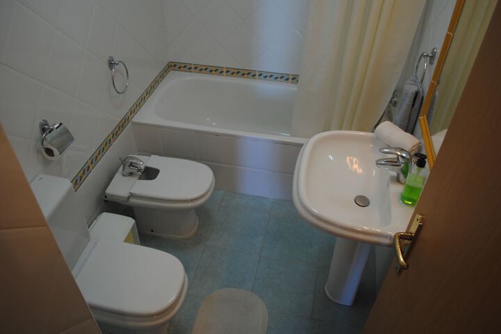 Room 6 of 21