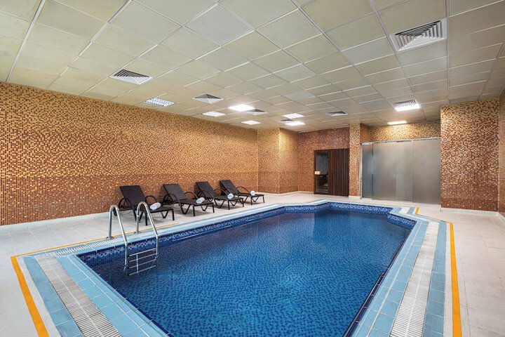Pool 22 of 35
