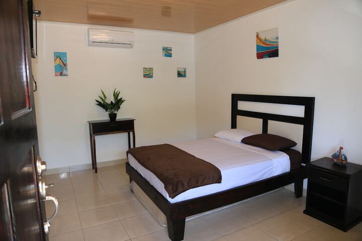 Room 4 of 50