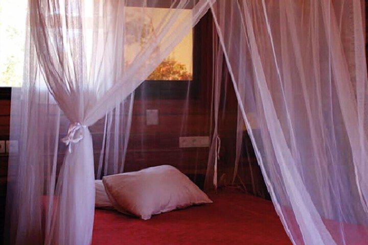 Room 8 of 42