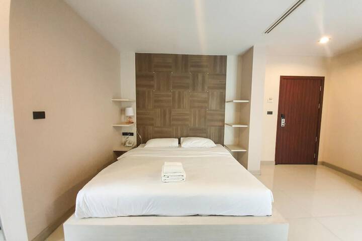 Room 13 of 53
