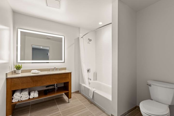 Room 20 of 26