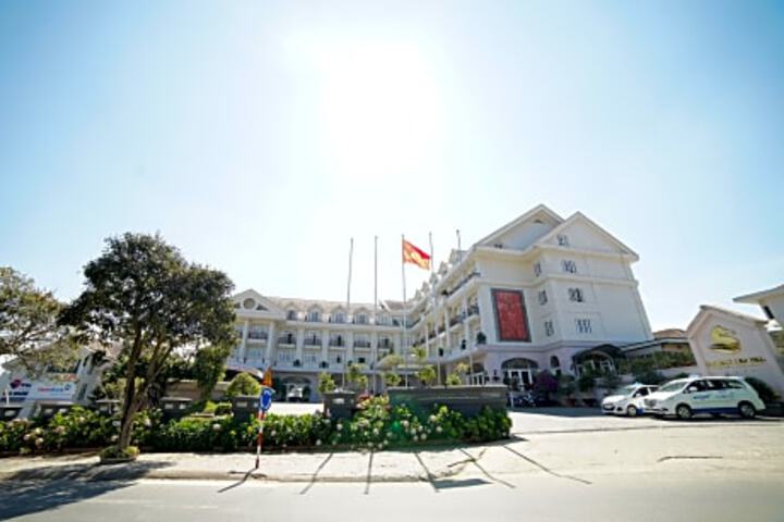 Khách sạn Sammy