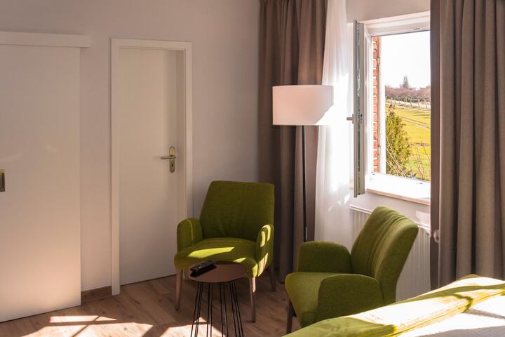 Room 5 of 21