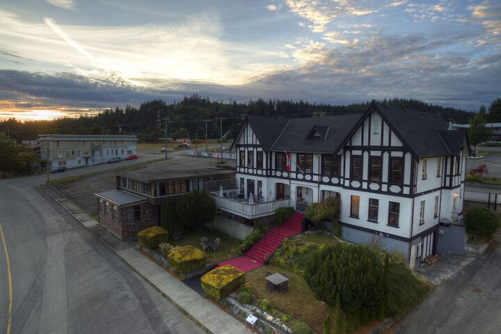 Hotel 67 of 70