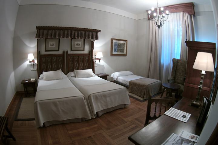 Room 11 of 68