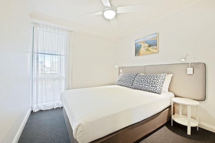 Room 5 of 36