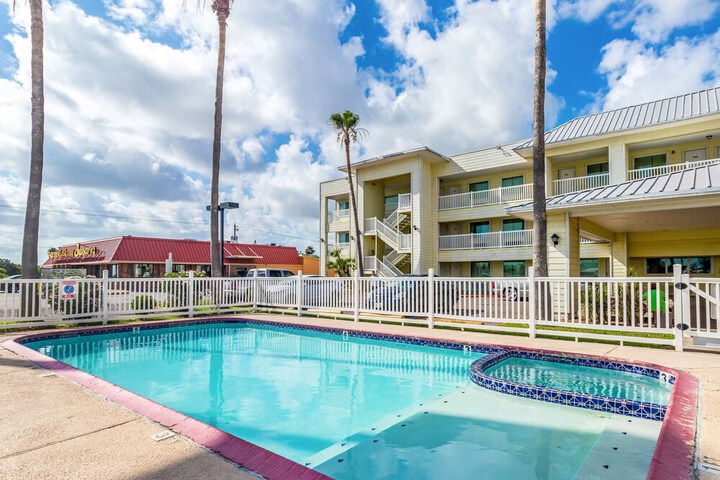 Property Grounds 26 of 28