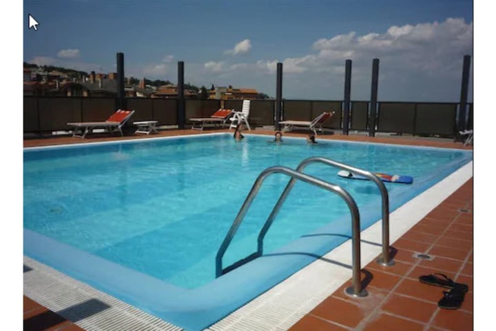Hotel with Pool
