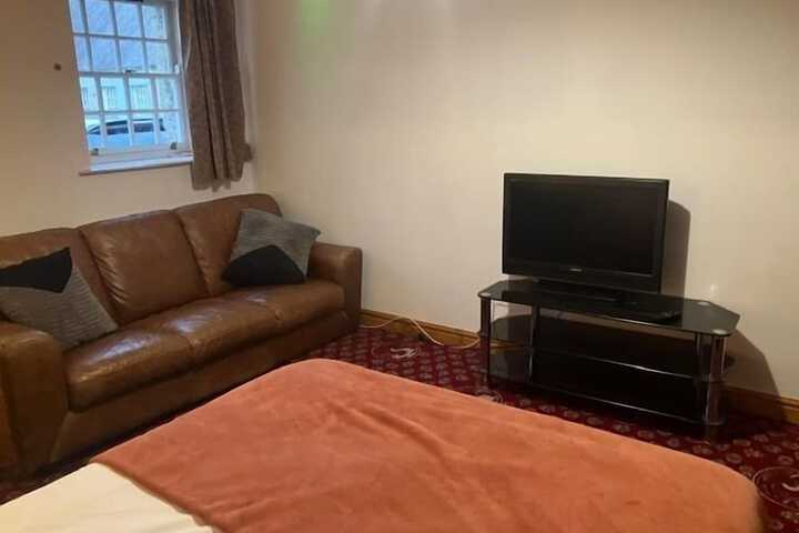 Room 20 of 86