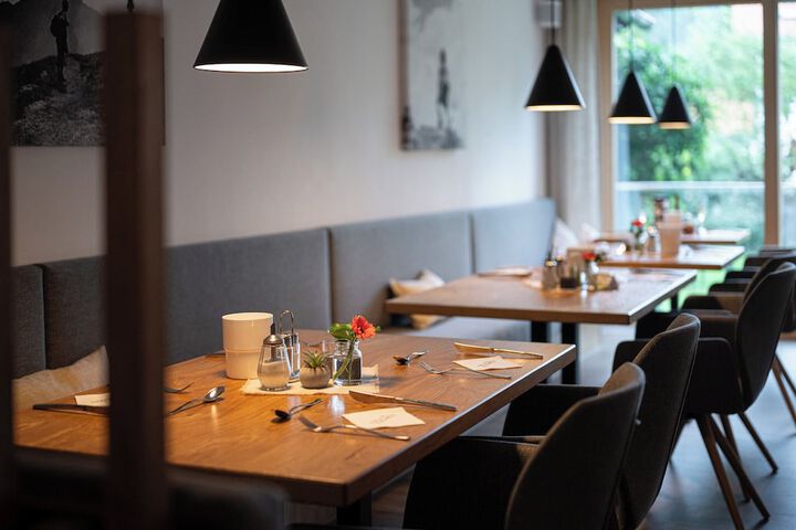 Dining 50 of 70
