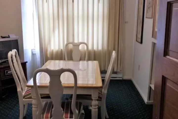 Room 2 of 15