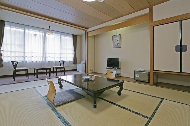 Room 9 of 59