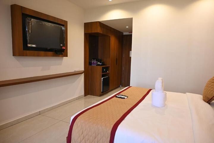 Room 14 of 68