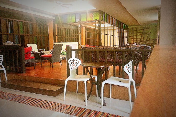 Hotel Interior 12 of 52