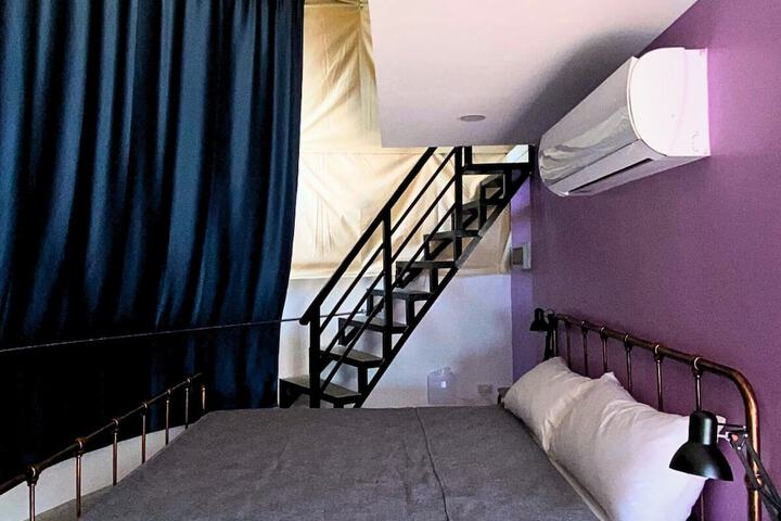 Room 5 of 21