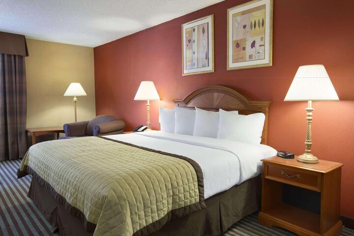 1 King Bed Mobility Accessible (11 of 14)
