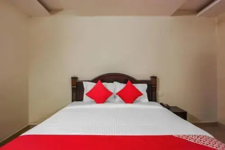 Room 2 of 12