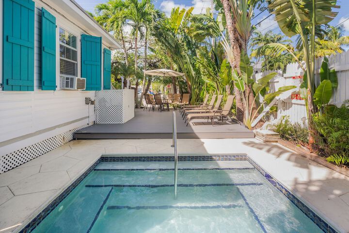 Pool 52 of 62