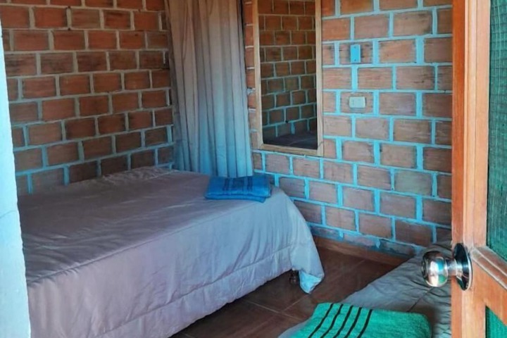 Room 13 of 28
