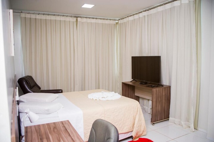 Room 11 of 43