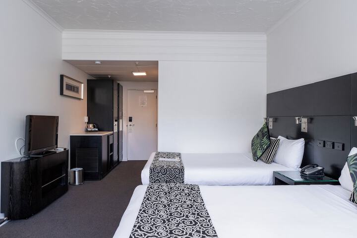 Room 17 of 81
