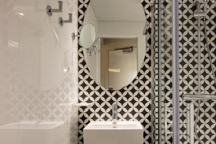 Clean Restrooms