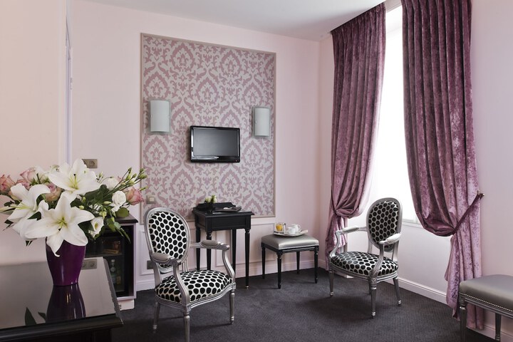 Room 5 of 81