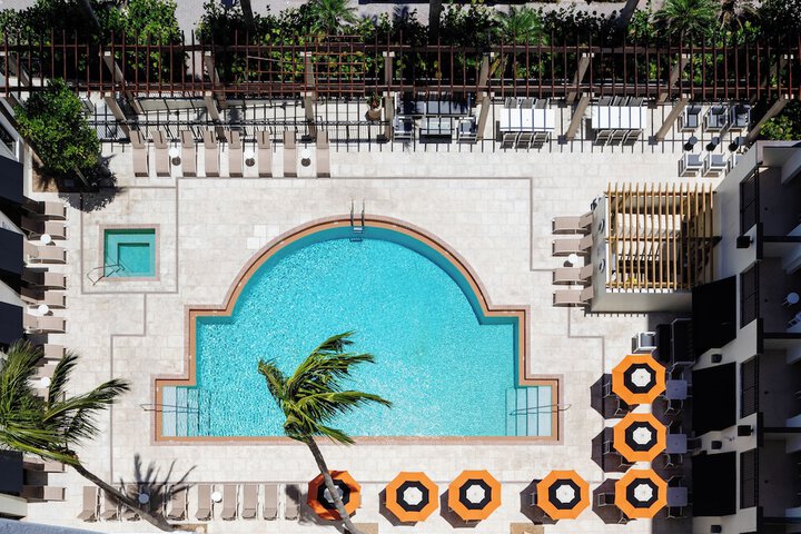 Pool 35 of 42