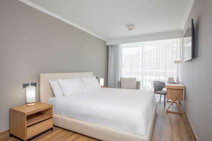 Room 10 of 51