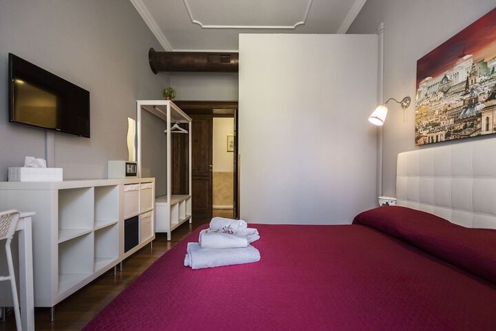 Room 25 of 36