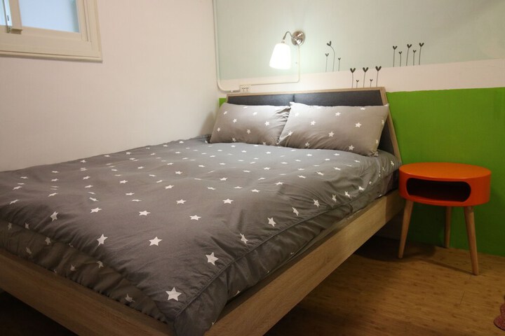 Room 30 of 54