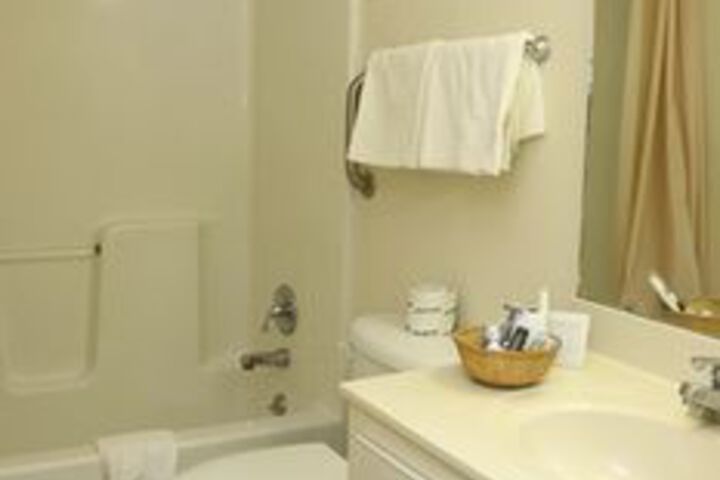 Room 4 of 56