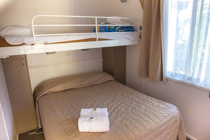 Room 3 of 48