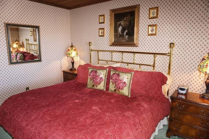 Room 4 of 24