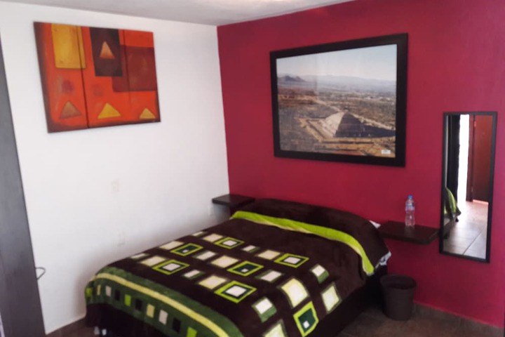 Room 17 of 53